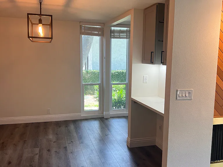 31568 Agoura Rd #6 — Photo 29