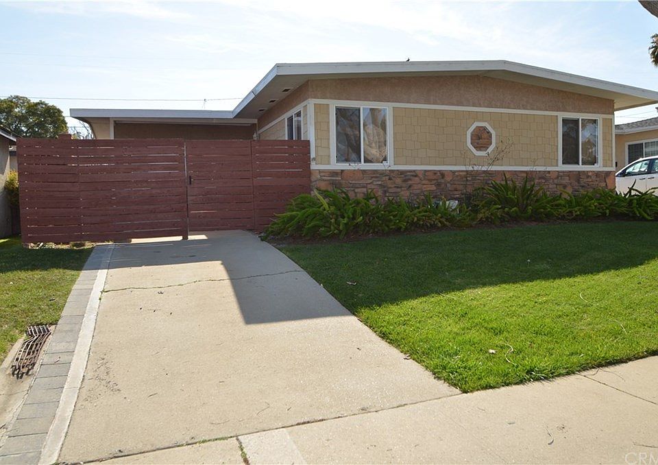 1st image of 3244 Danaha St