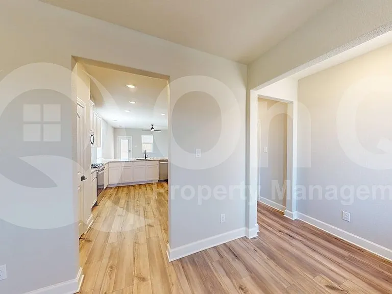1913 McKee Ct — Photo 4