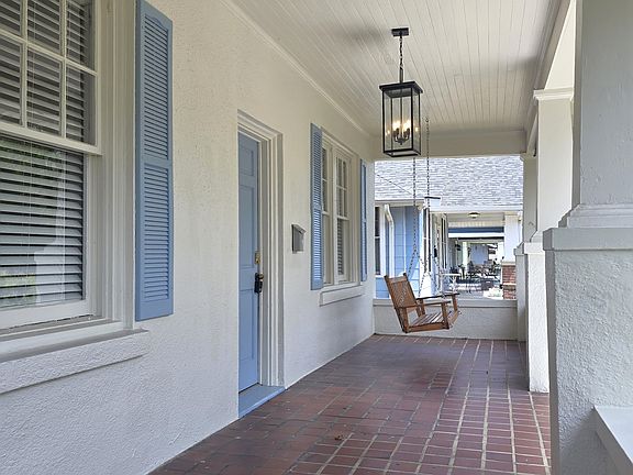 4th image of 1429 Stovall St