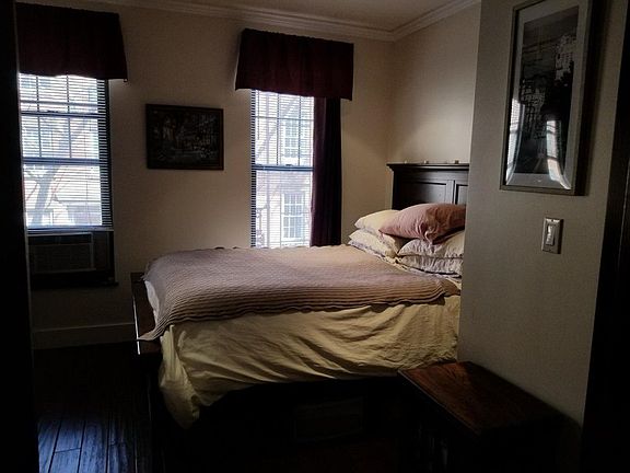 4th image of 86 Horatio St APT 2D