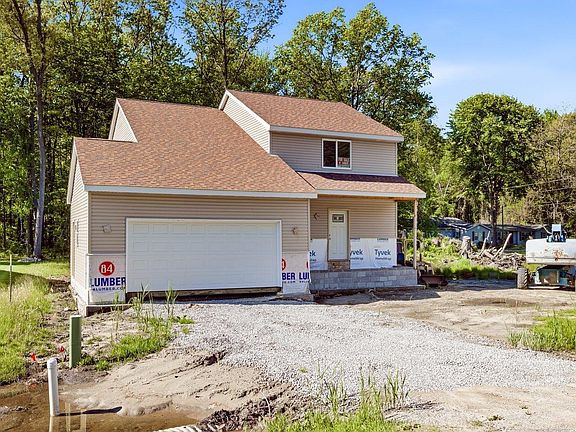 3rd image of 3203 Fruit St