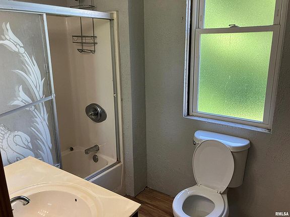 5th image of 400 Gardner Park Dr