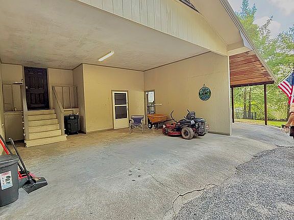 5th image of 75 Bedrock Rd