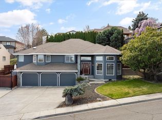 253 Rockwood Dr, Richland, WA