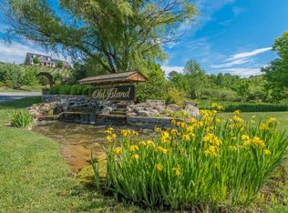 310 Golf Ridge Dr, Kingsport, TN 37664