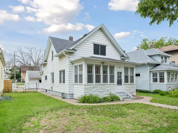1262 Charles Ave, Saint Paul, MN 55104