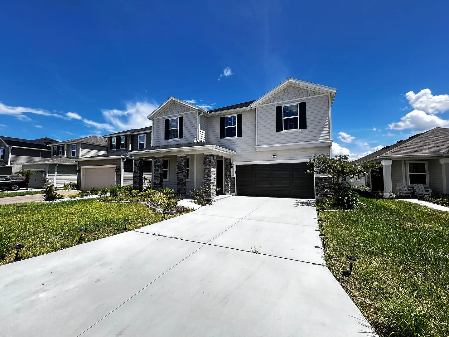 Huge 4/3 With Over 3k Sqft At The Preserve In Wells Creek! Reduced Deposit! — Photo 1