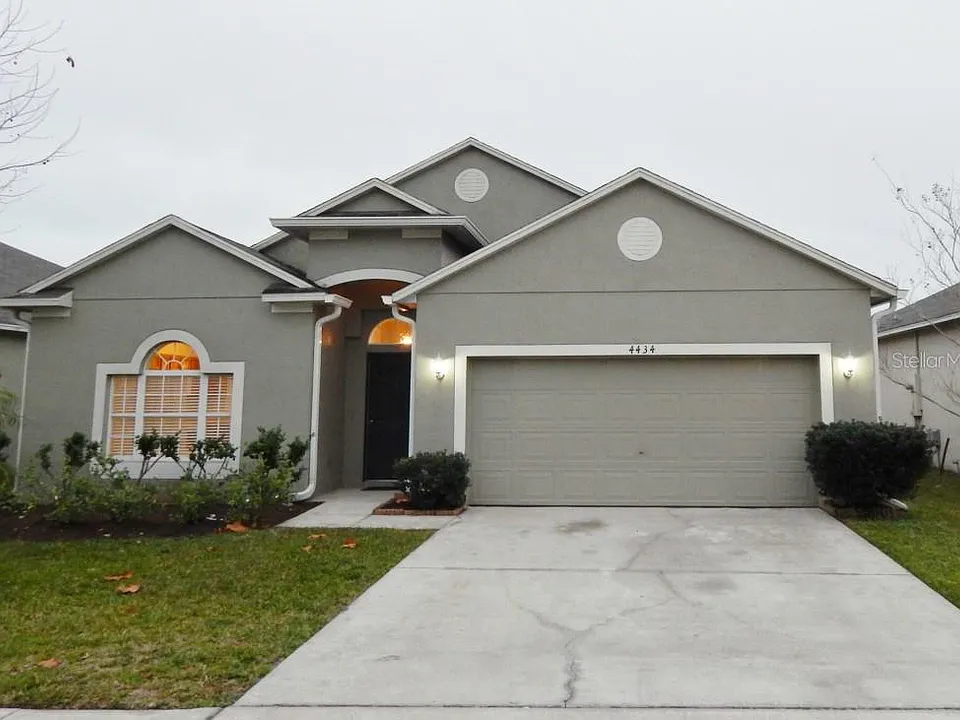 4434 Waterside Pointe Cir