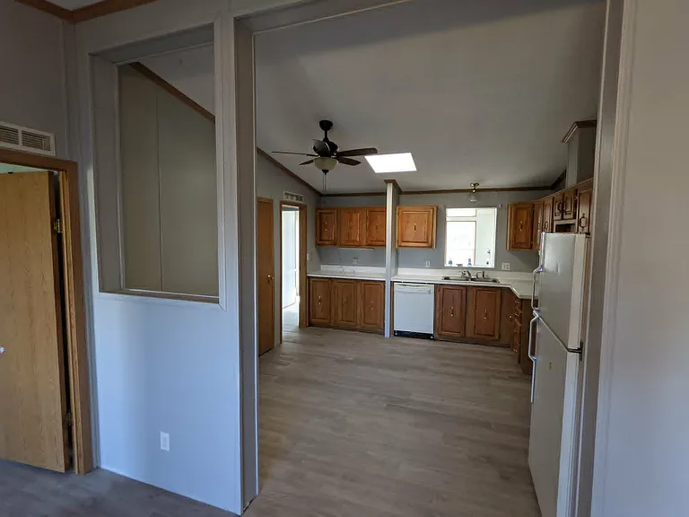 W Wilmot Rd — Photo 12
