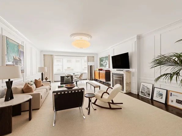 785 5th Ave #7E, New York, NY 10022