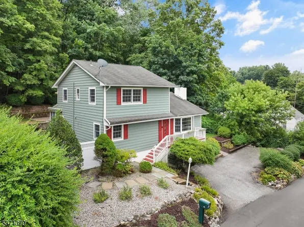 65 Maple Rd, Franklin Boro, NJ 07416