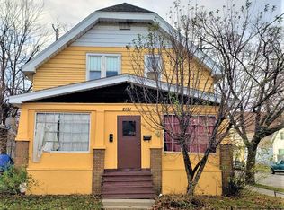2101 S 15th Pl, Milwaukee, WI 53215
