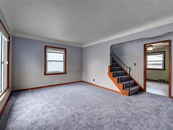3rd image of 4244 Brookway Ln
