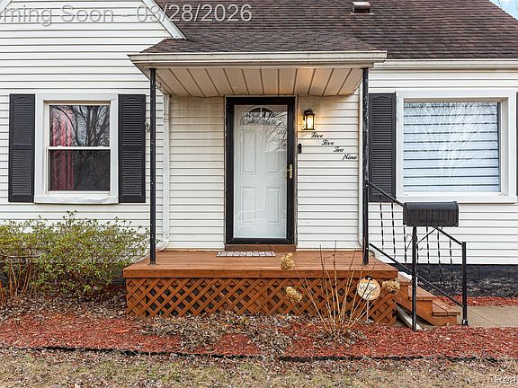 2nd image of 25529 Stanford St