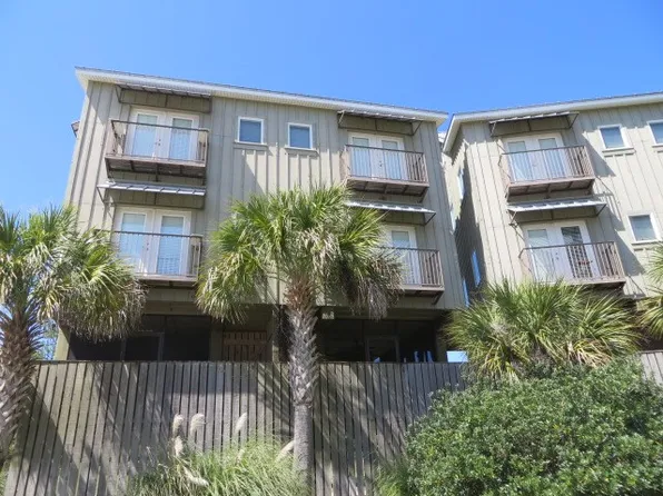 280 Pirates Landing Dr, Apalachicola, FL 32320