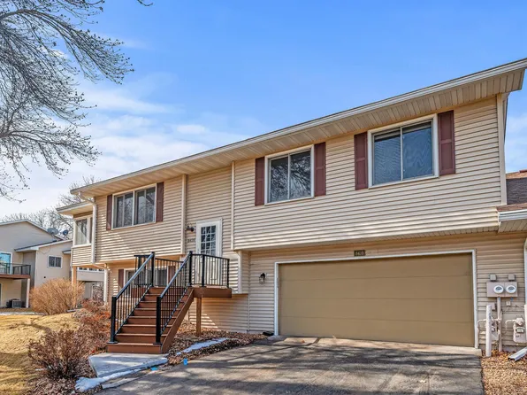 8439 Thomas Ct N, Brooklyn Park, MN 55444