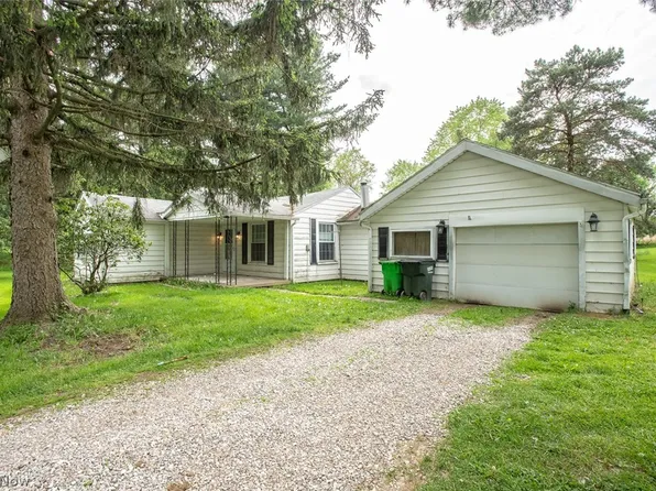 4826 Beach Rd, Medina, OH 44256