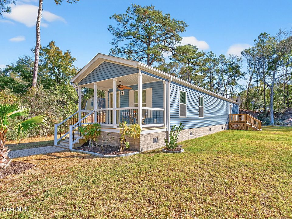 1st image of 3656 Lakeview Drive SW