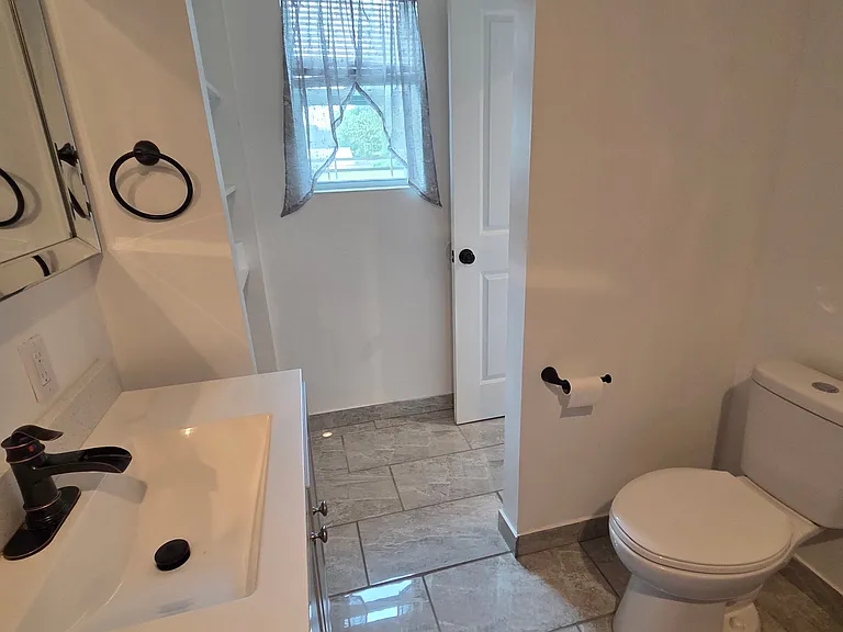 4900 E Joppa Rd — Photo 17