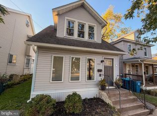 414 W Bridge St, Morrisville, PA 19067