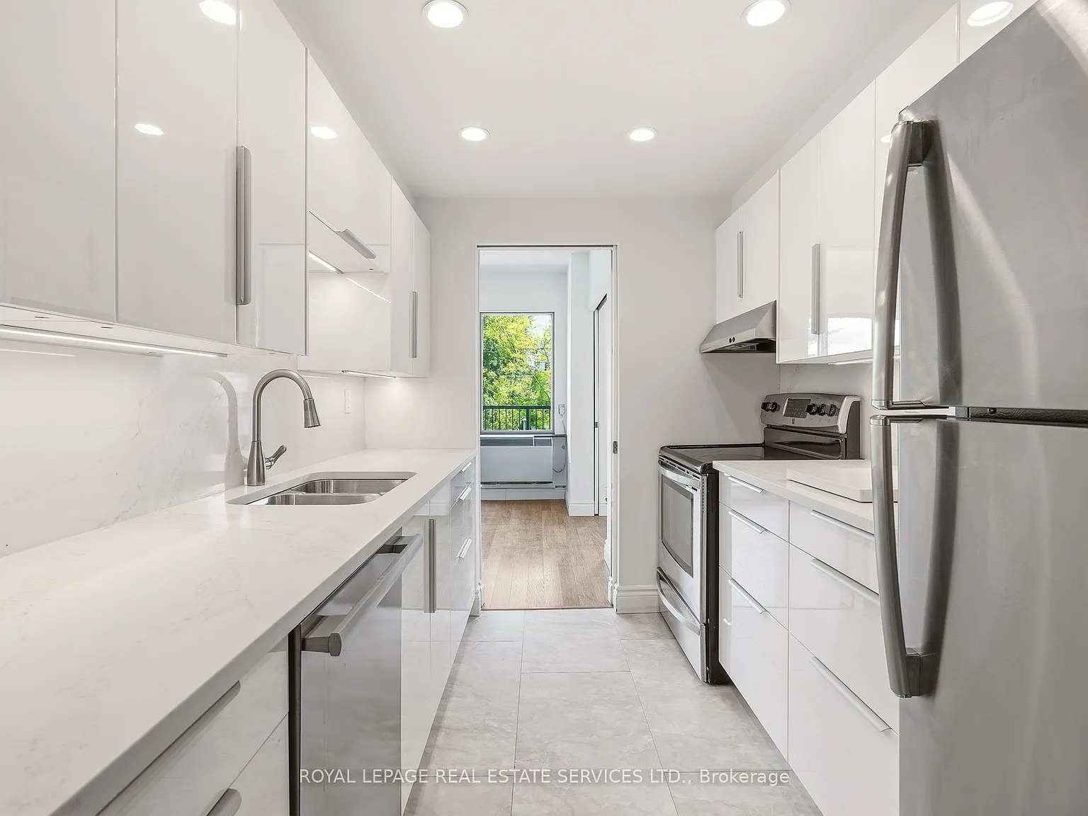 3 bed, $4,850 — Photo 3