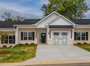 814 Sagemount St, Jamestown, NC 27282