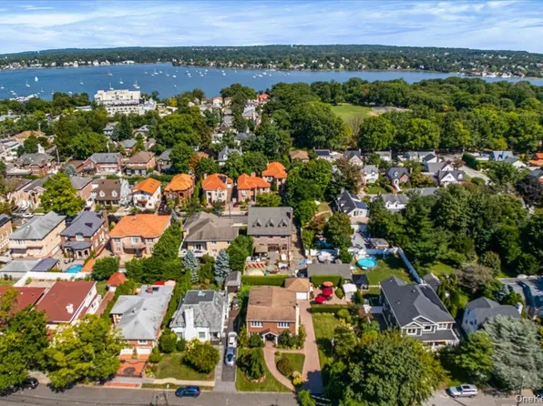 2957 214th Place, Bayside, NY 11360