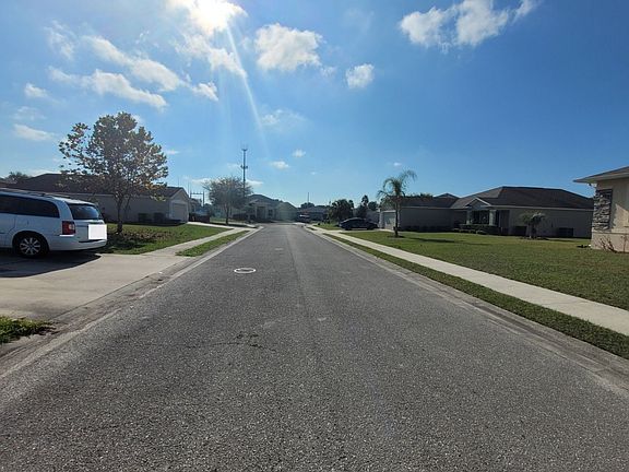 5th image of 6913 Wellsford Dr