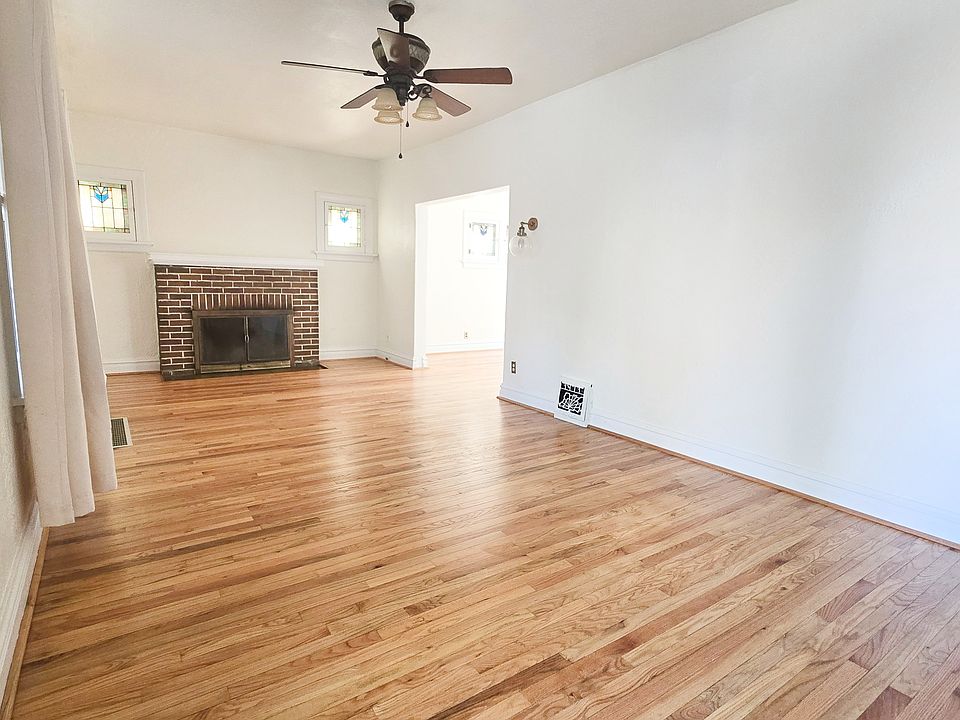 7744 Gissler Ave, Saint Louis, MO 63117 | Zillow