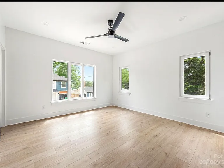 3108 Ross Ave — Photo 14