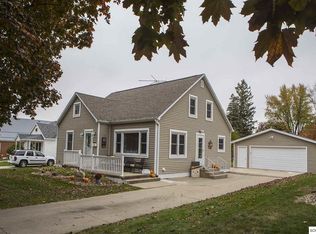514 7th Ave SE, Dyersville, IA 52040