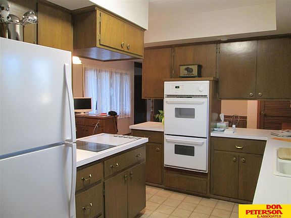 3rd image of 2060 Bramblewood Ln