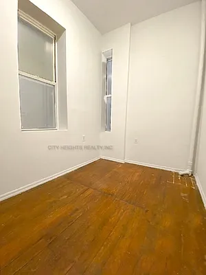 Rented by City Heights Realty | media 14