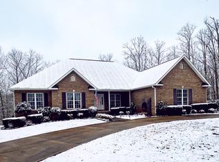 225 Serenity Rdg, Sparta, TN 38583