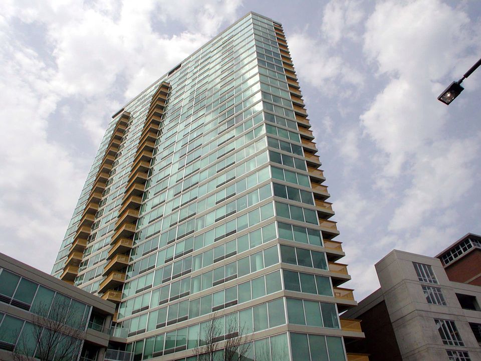 1st image of 1720 Maple Ave APT 1770