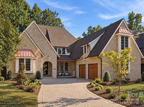 110 Hunter Ln, Charlotte, NC 28211
