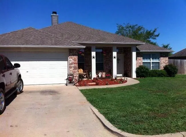 3 bed, 1513 sqft, $1,850 — Photo 1