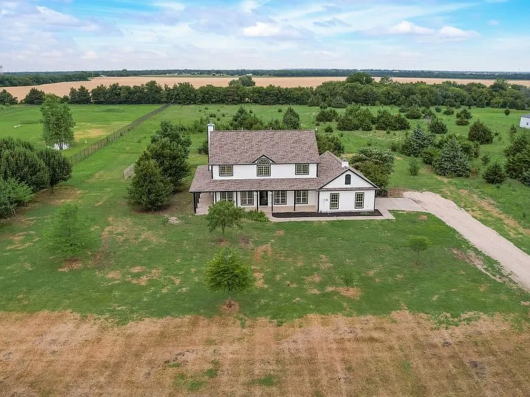 5855 County Road 408 — Photo 39