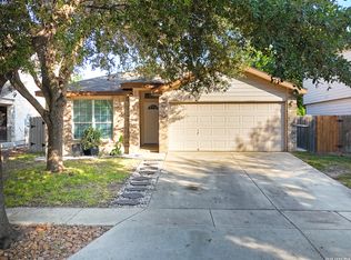 223 EAGLE PASS DR, New Braunfels, TX 78130