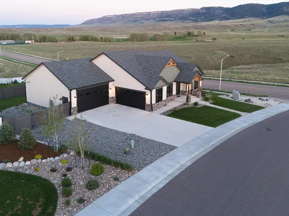 2943 Heathrow Ave, Casper, WY 82609