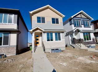 1-3 Unit Home in North Edmonton Great Location!, Edmonton, AB T5Z 2X9