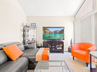 5641 E Vista Del Cerro, Anaheim, CA 92807