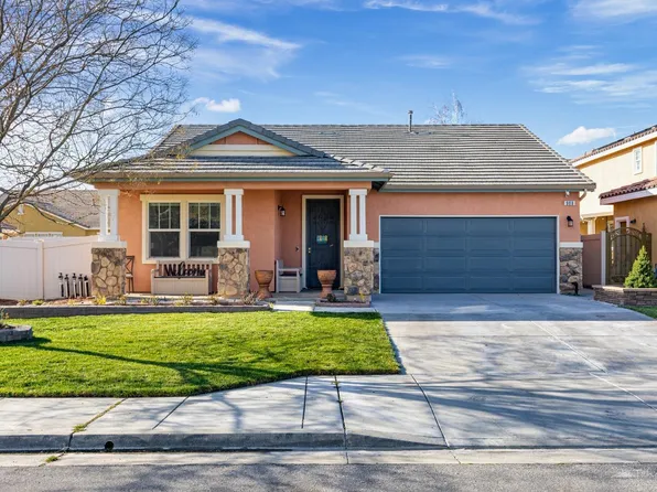 908 Laura Ln, Tehachapi, CA 93561