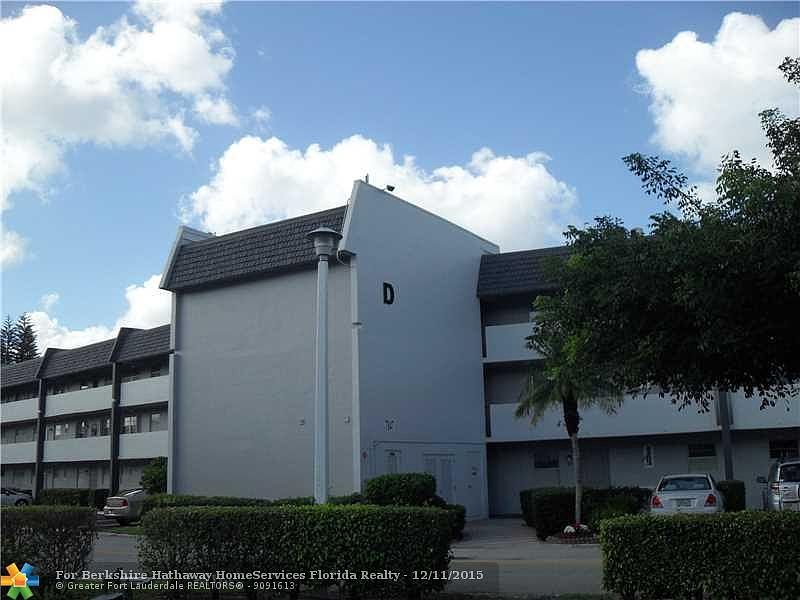 1st image of 7847 Golf Circle Dr APT 101