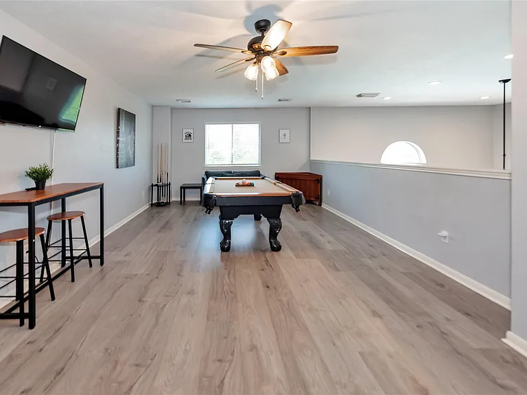 10815 Oak Bayou Ln — Photo 12