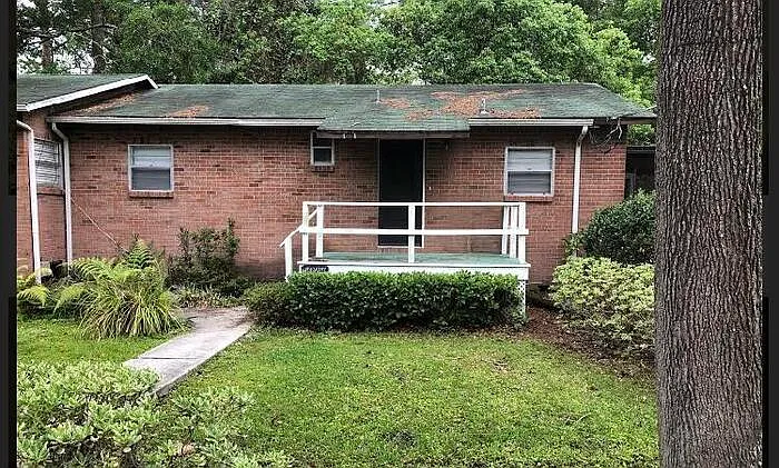 1324 Hamilton St — Photo 1
