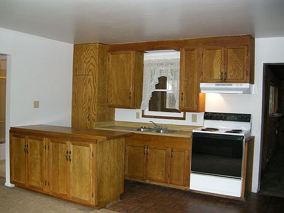 3rd image of 2531 Del Norte St