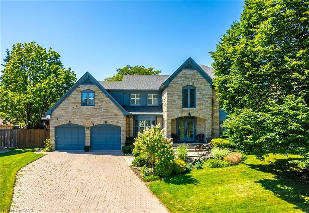 81 Flanders Dr photo 1