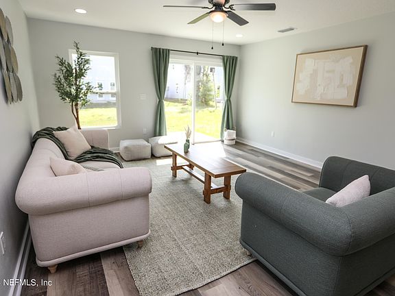 4th image of 1243 PANGOLA Drive